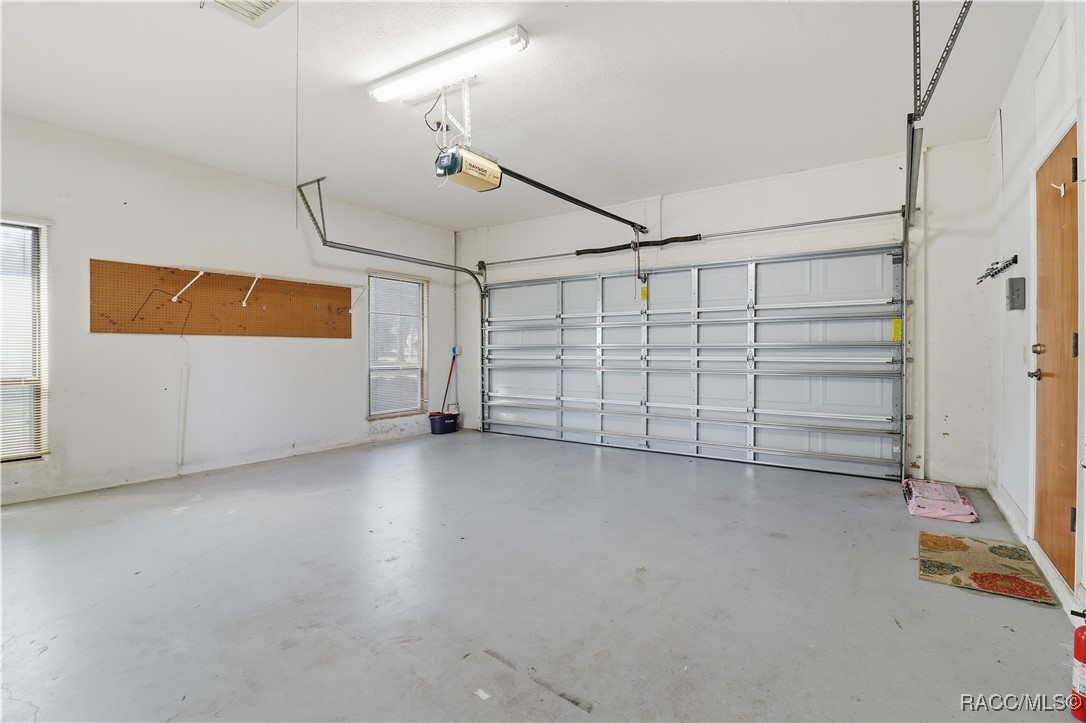 3365 N Bent Tree Point