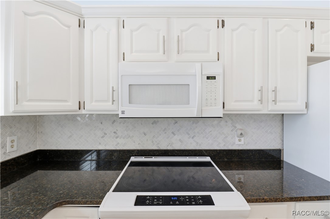 3365 N Bent Tree Point