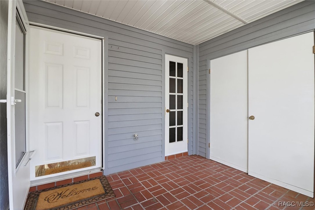 537 Cherry laurel