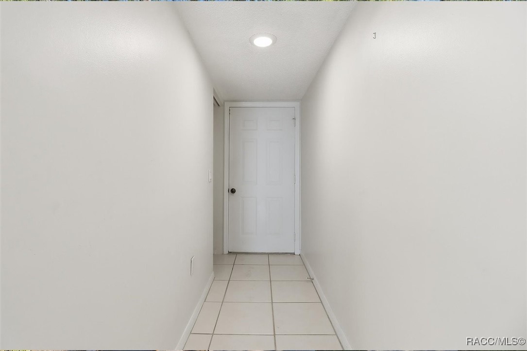537 Cherry laurel