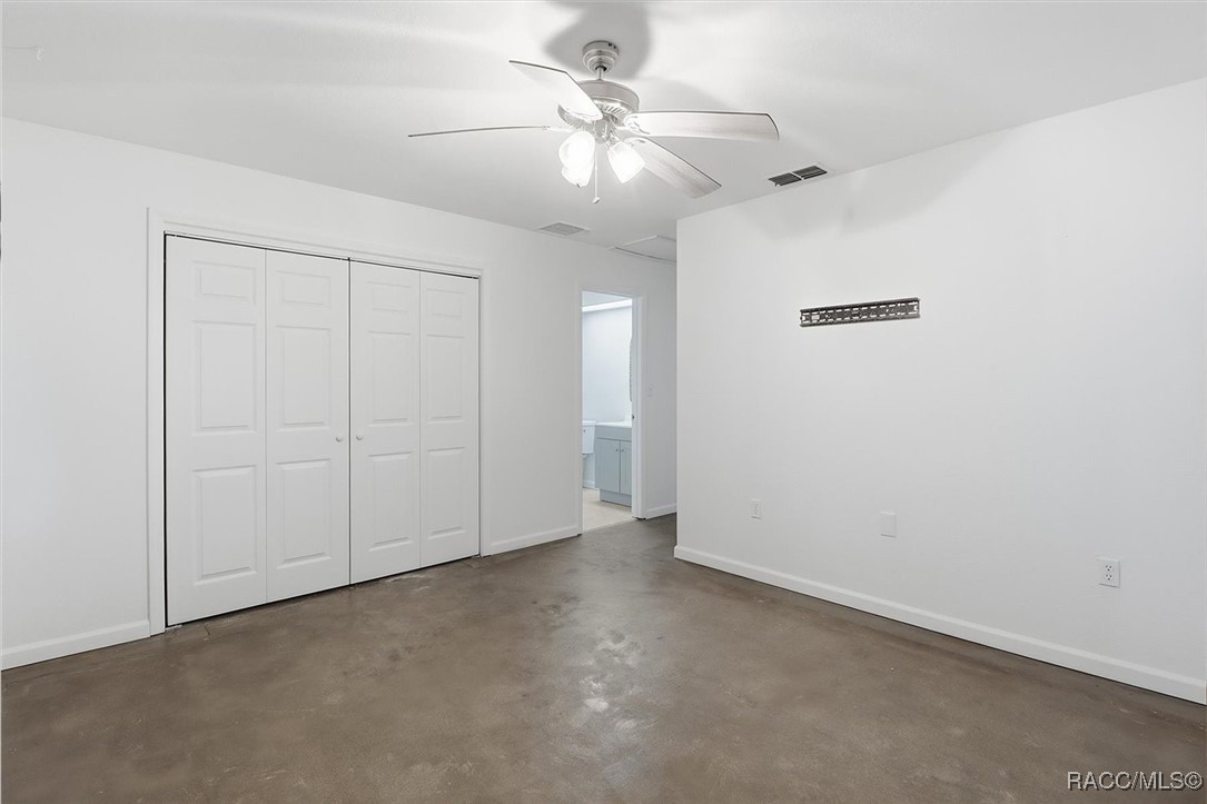 4100 Eagles nest Point