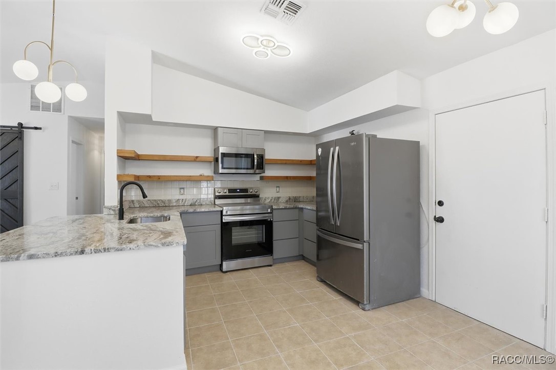 4100 Eagles nest Point