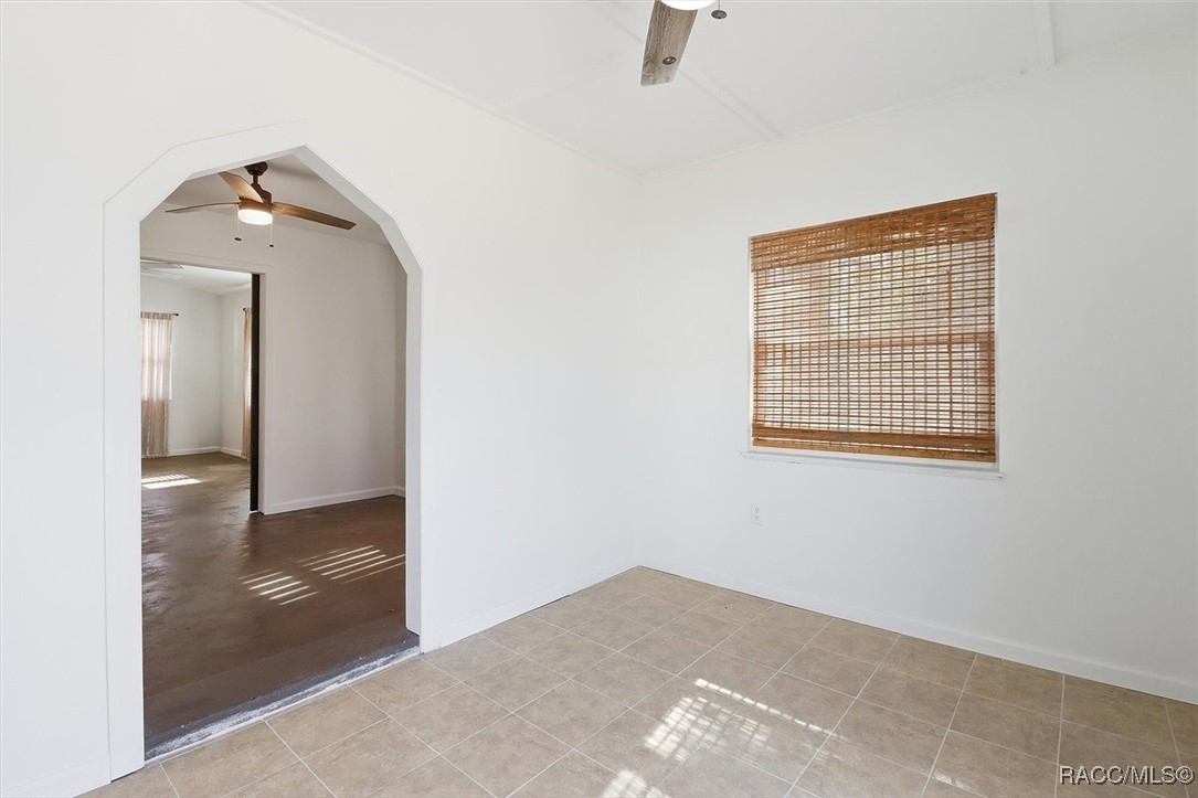 4100 Eagles nest Point