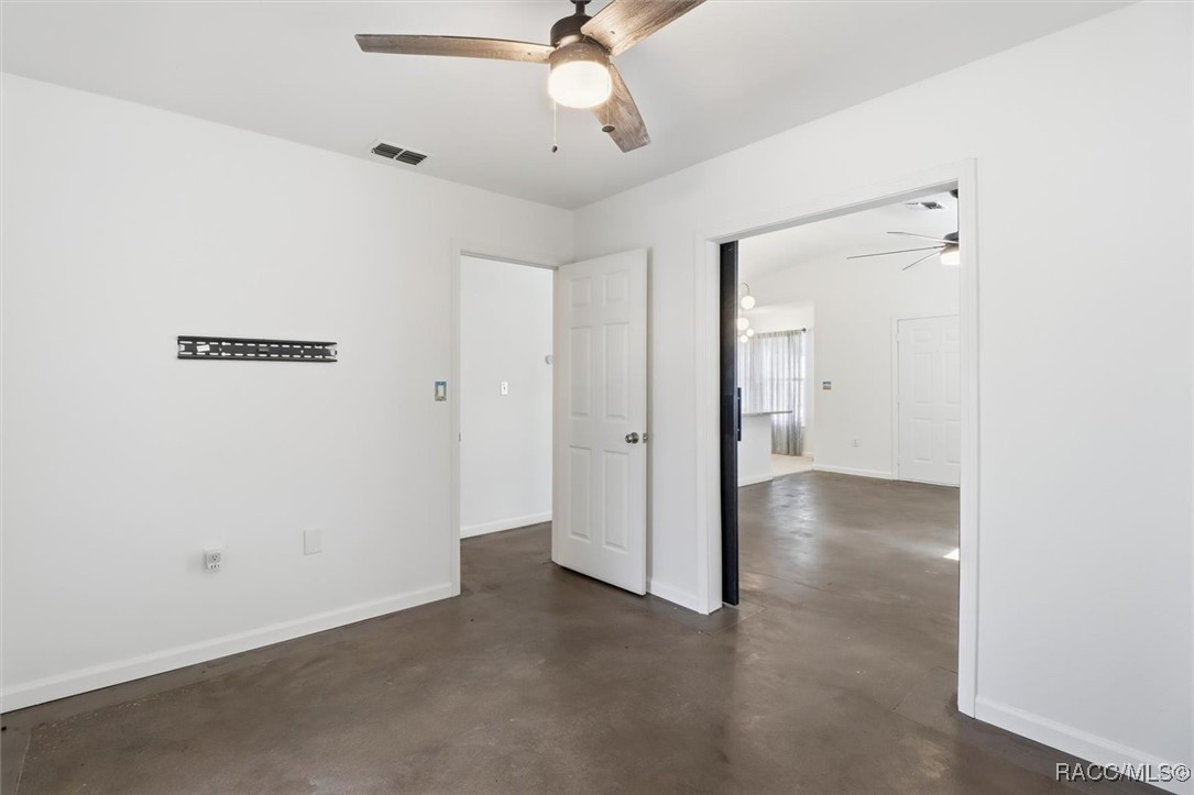 4100 Eagles nest Point