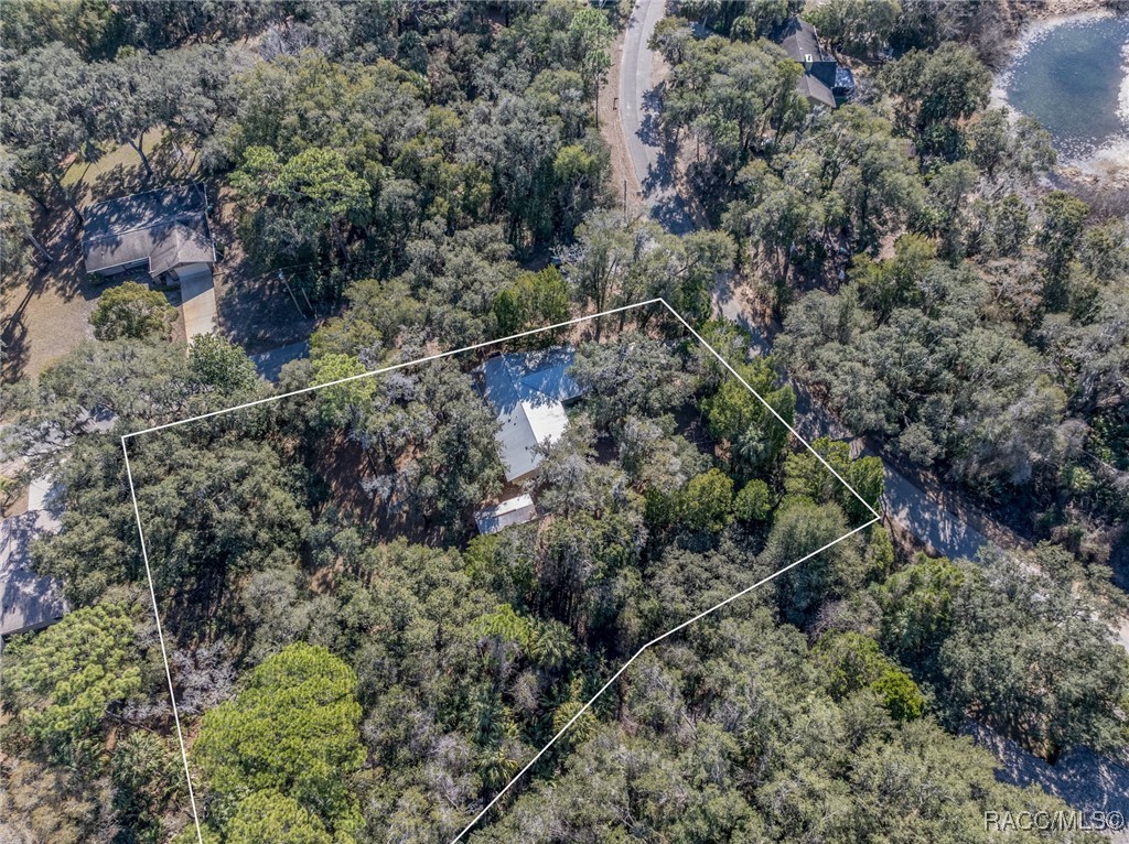 5911 N Brookgreen Drive