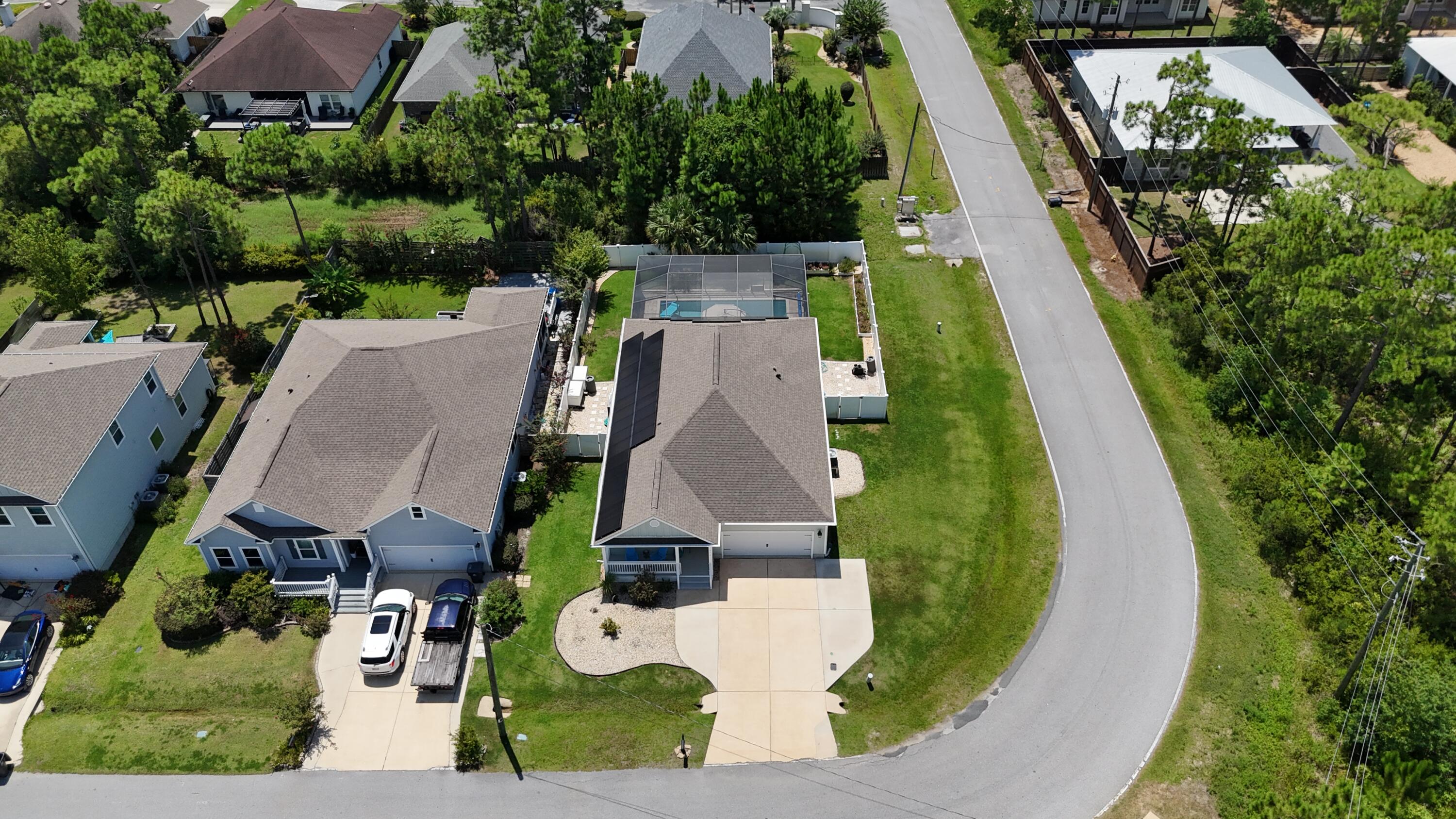574 Las Roblas Grande Drive