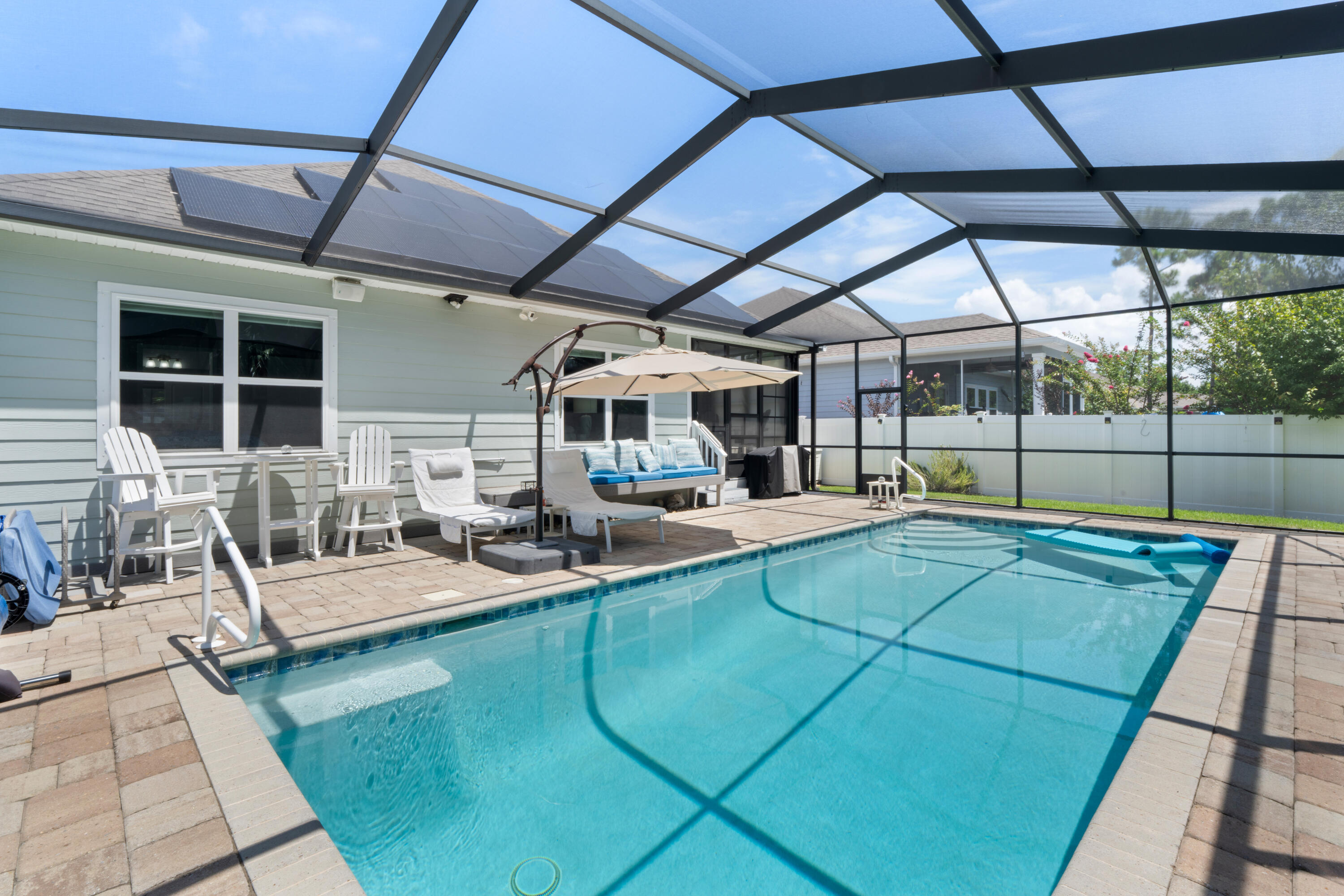 574 Las Roblas Grande Drive