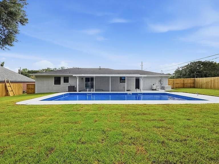 251 Briarwood Circle
