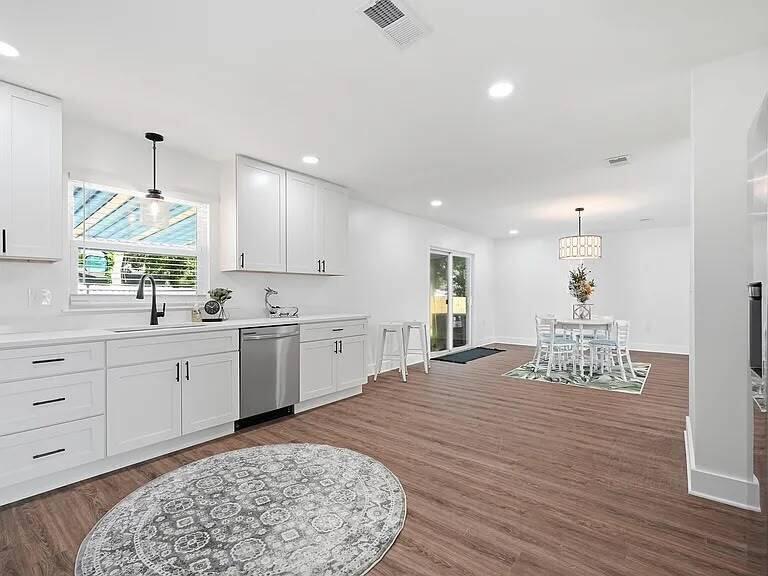 251 Briarwood Circle