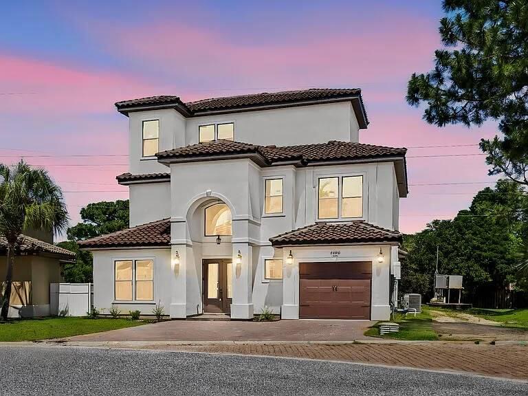 4696 Amhurst Circle