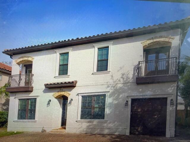 22 Le Soleil Drive