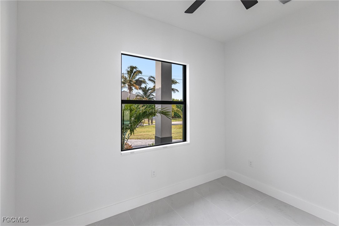 2806 SW 44th TER
