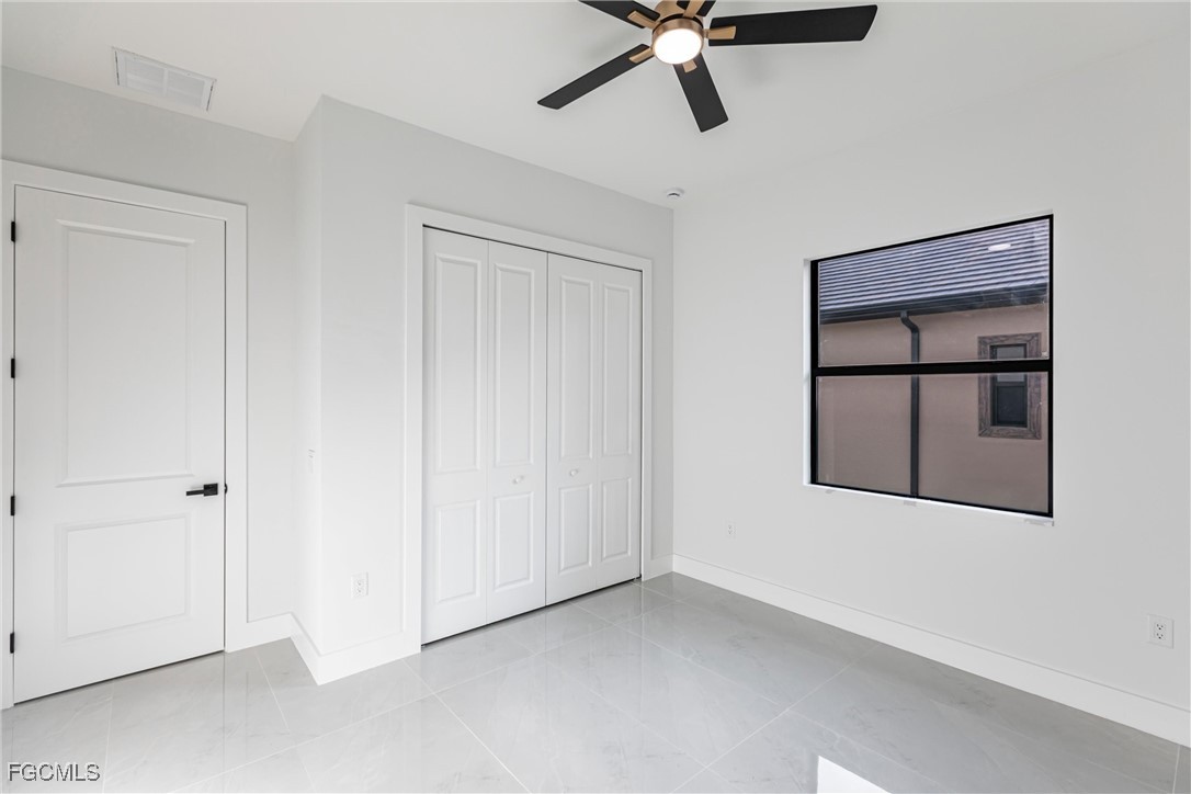 2806 SW 44th TER