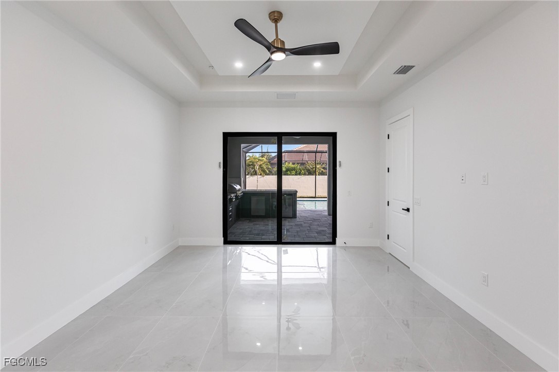 2806 SW 44th TER