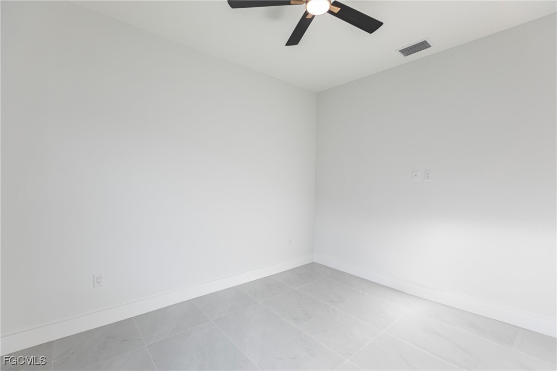 2806 SW 44th TER