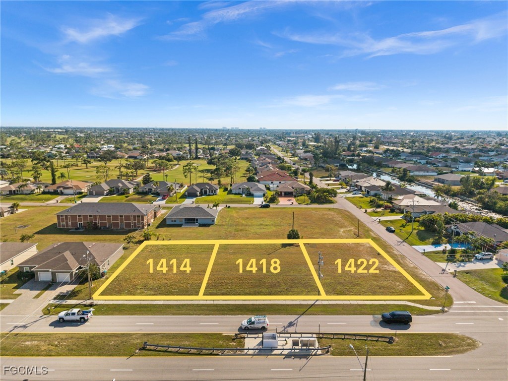 1418 SW Trafalgar PKWY