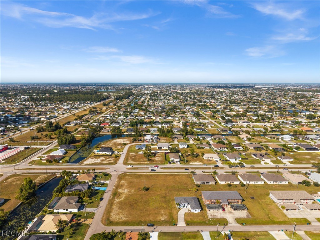 1418 SW Trafalgar PKWY