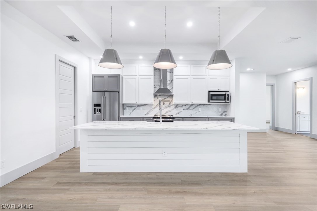 860 Palmetto Pointe CIR