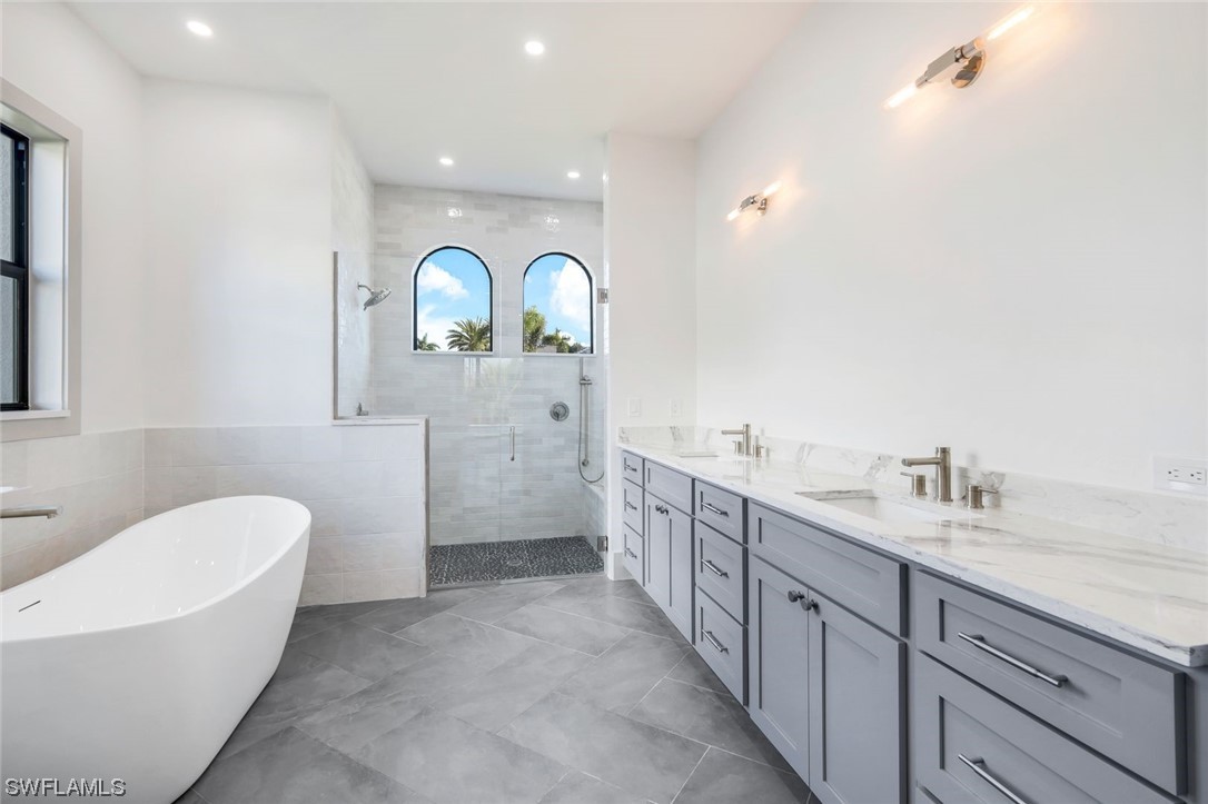 860 Palmetto Pointe CIR