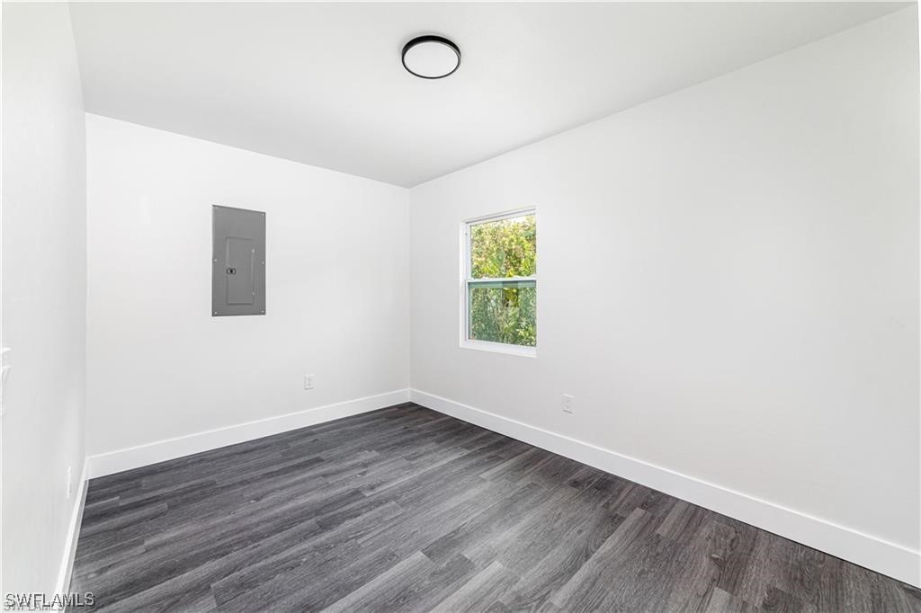 25-27 Cypress ST 25,27