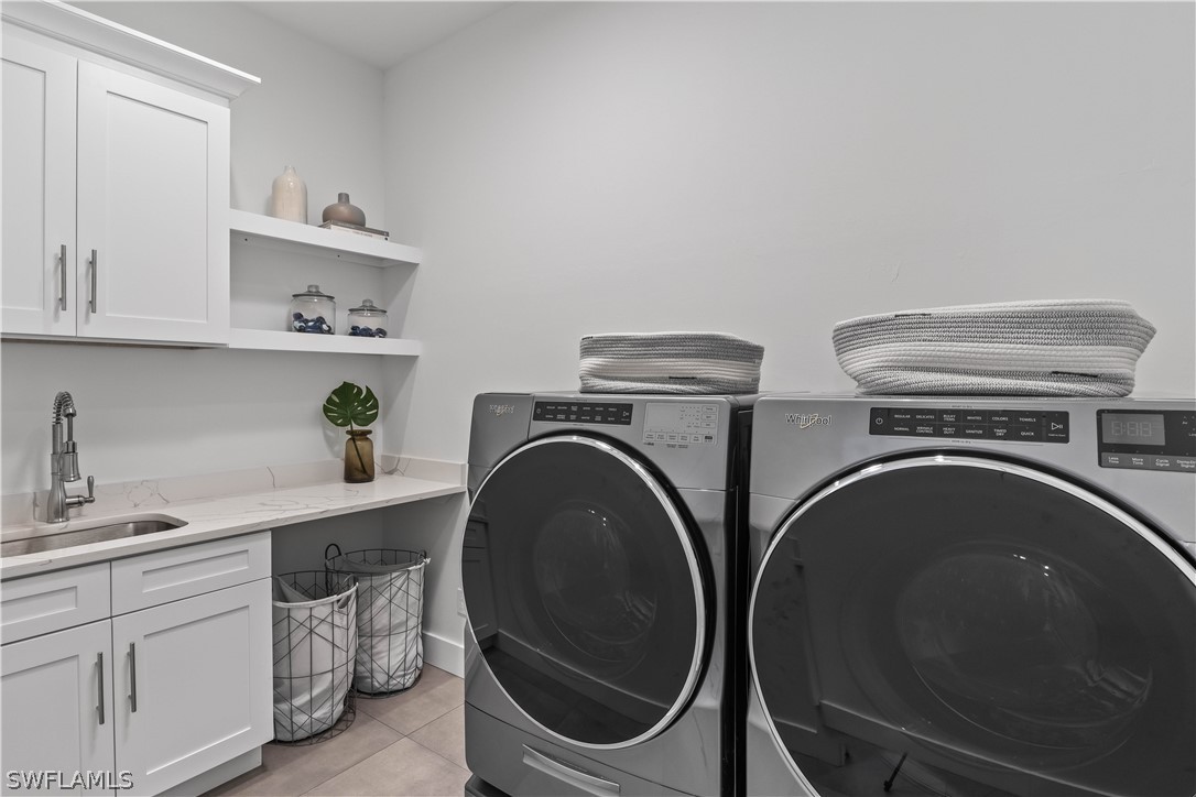 3813 Kismet Lakes LN