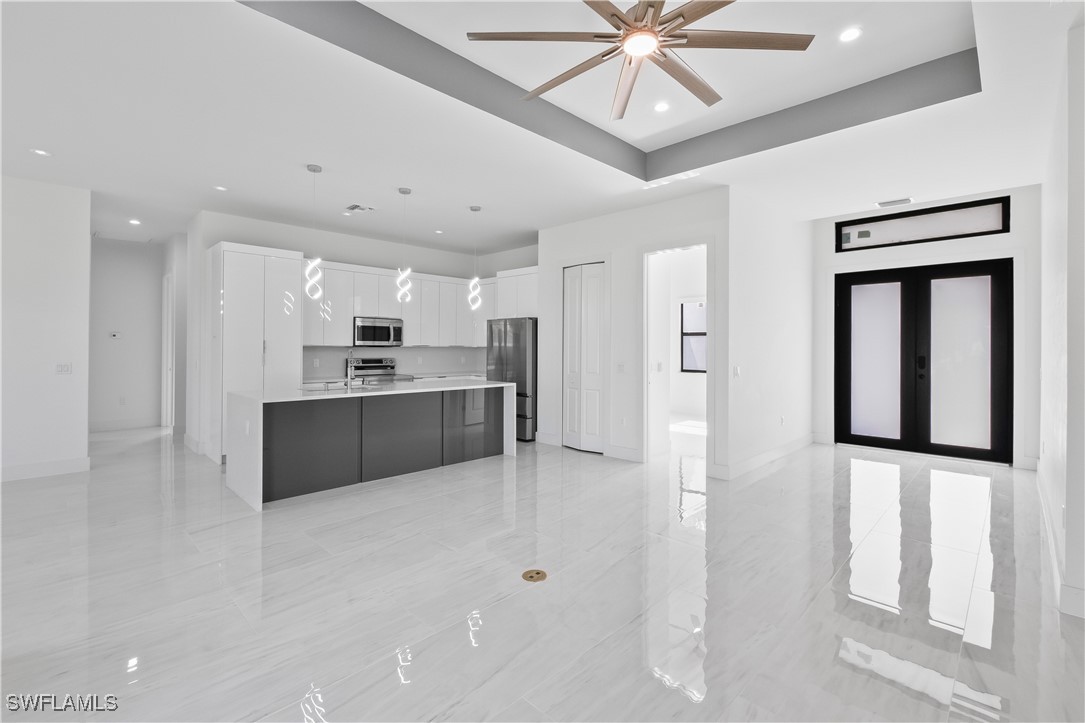 2557 SW 27th PL