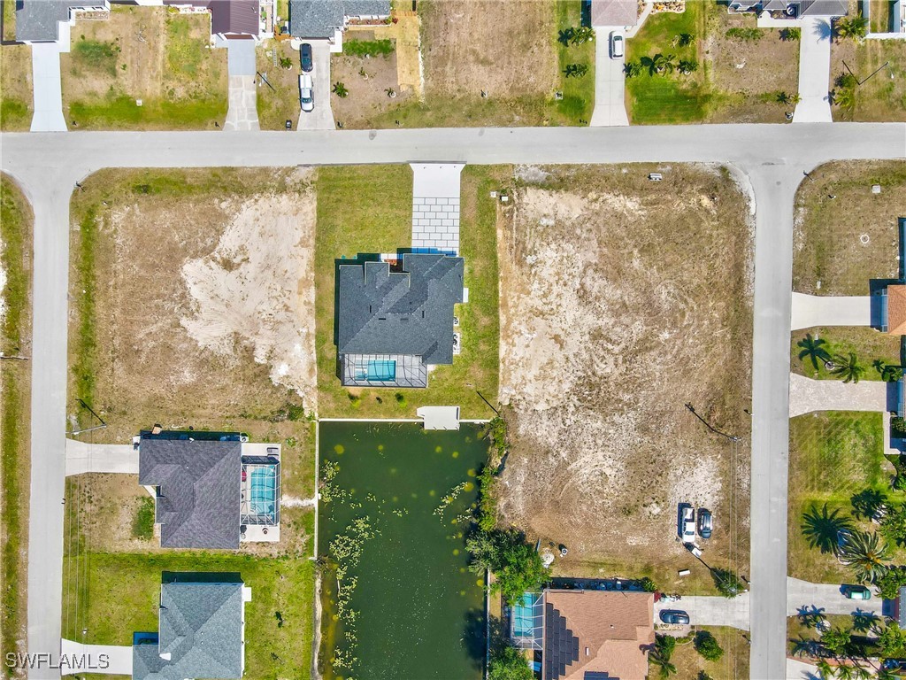 106 NE 23rd ST