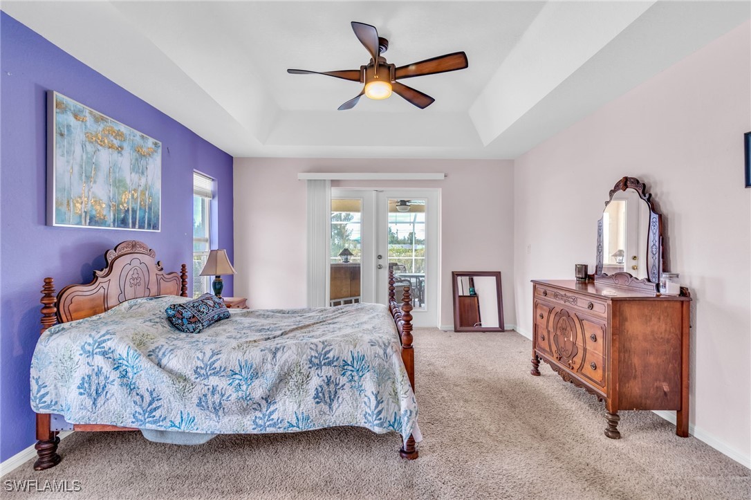 1943 SW 8th CT