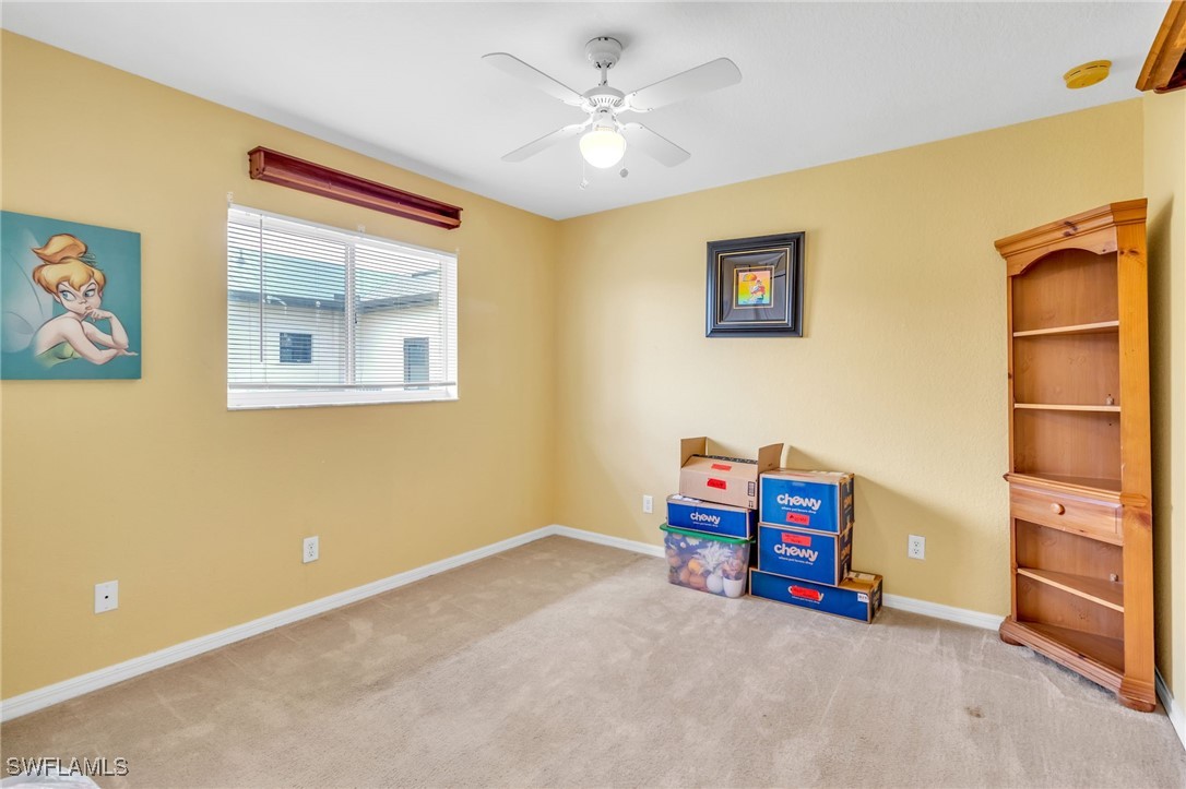 1943 SW 8th CT