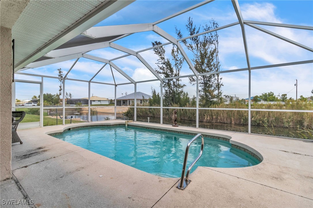 1943 SW 8th CT