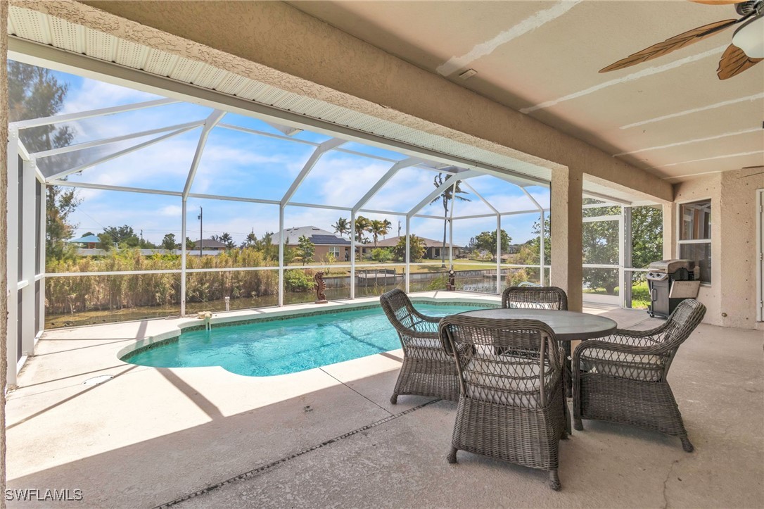 1943 SW 8th CT