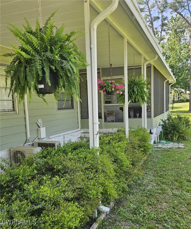 5741 Neal RD