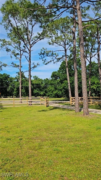 5741 Neal RD