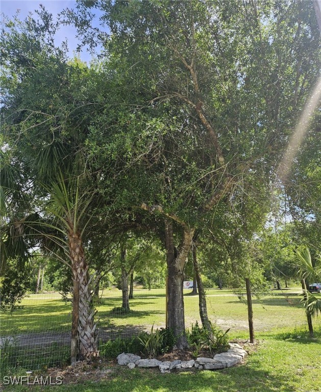 5741 Neal RD