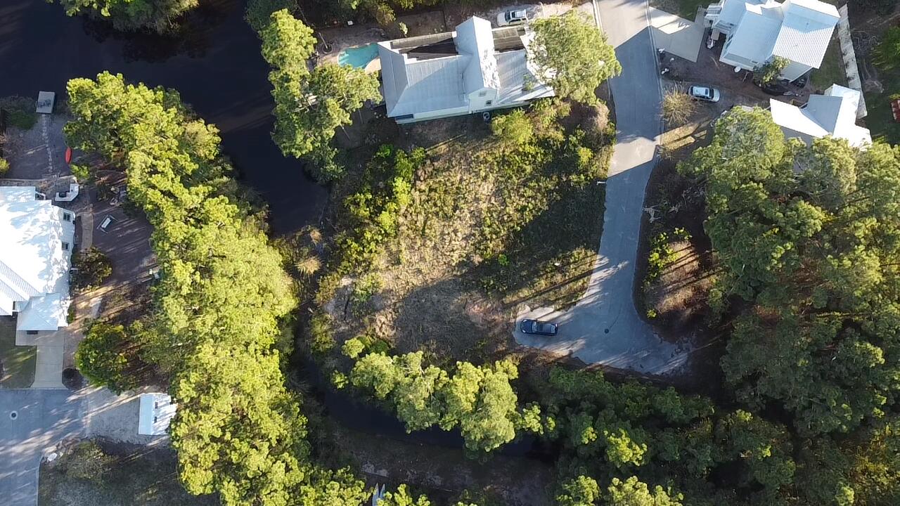 12 Bayshore Pines Court