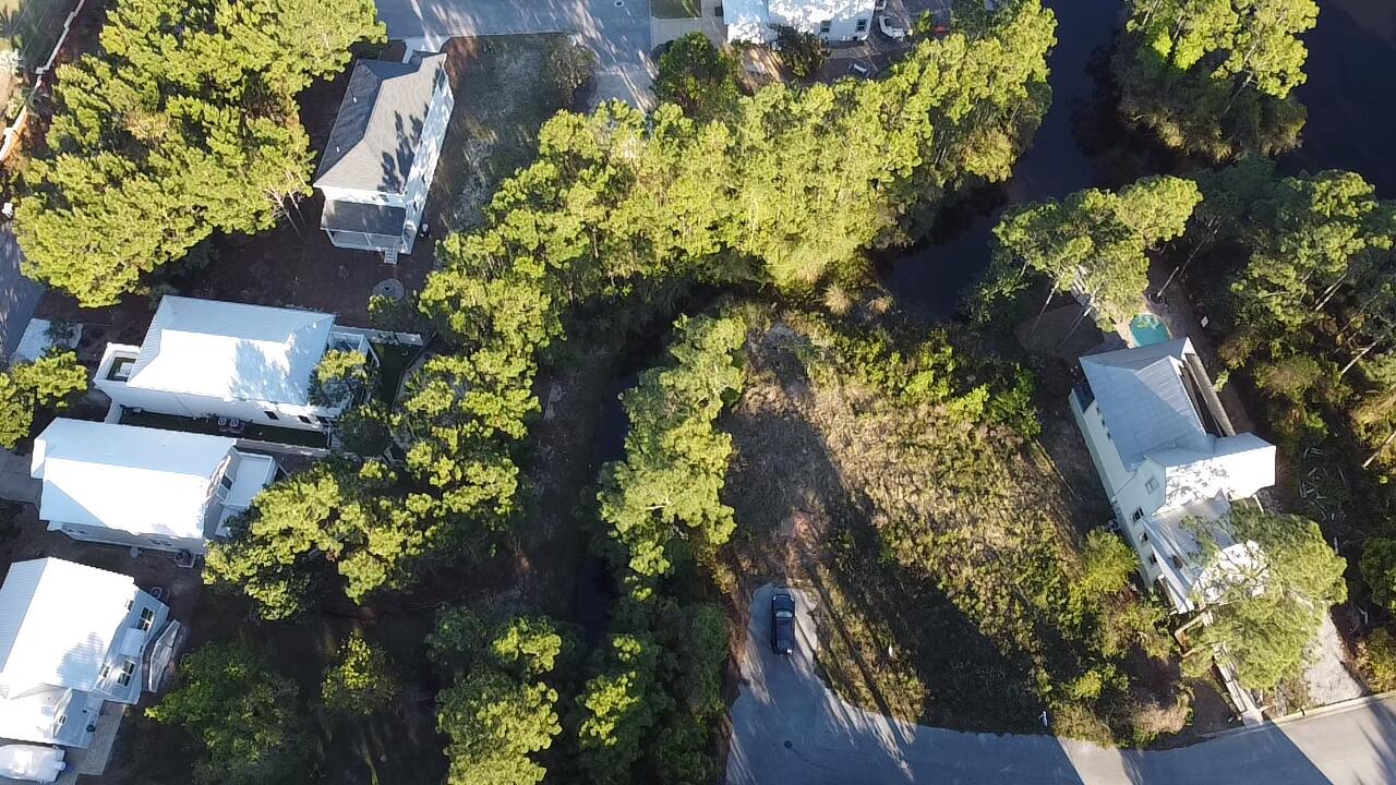 12 Bayshore Pines Court