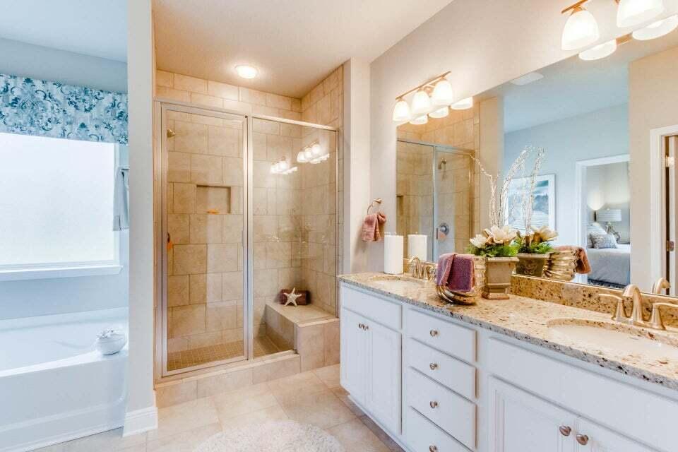 614 Las Roblas Grande Drive