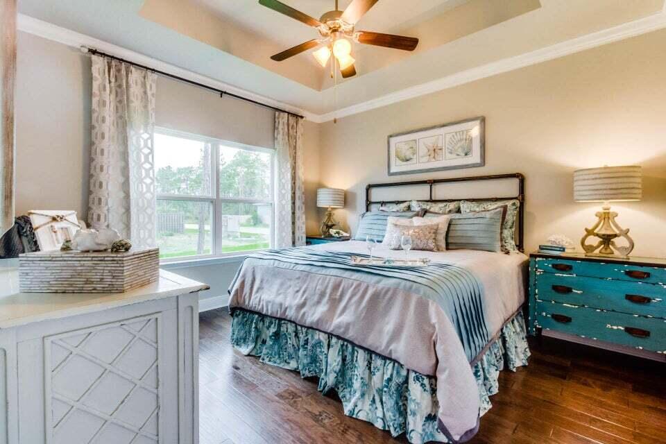 614 Las Roblas Grande Drive