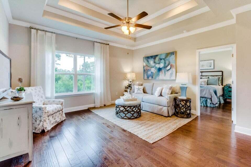 614 Las Roblas Grande Drive