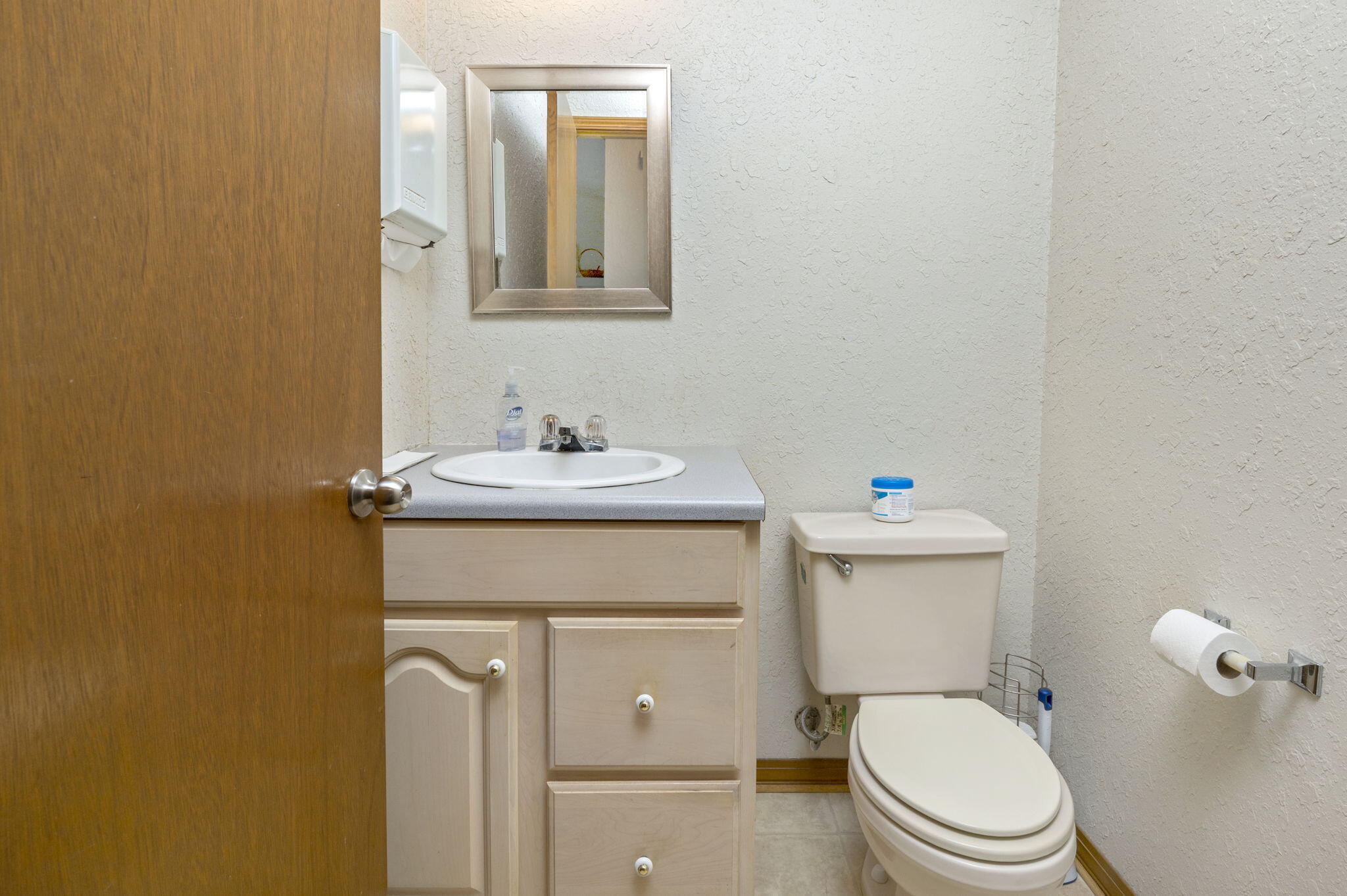 285 N Ferdon Boulevard