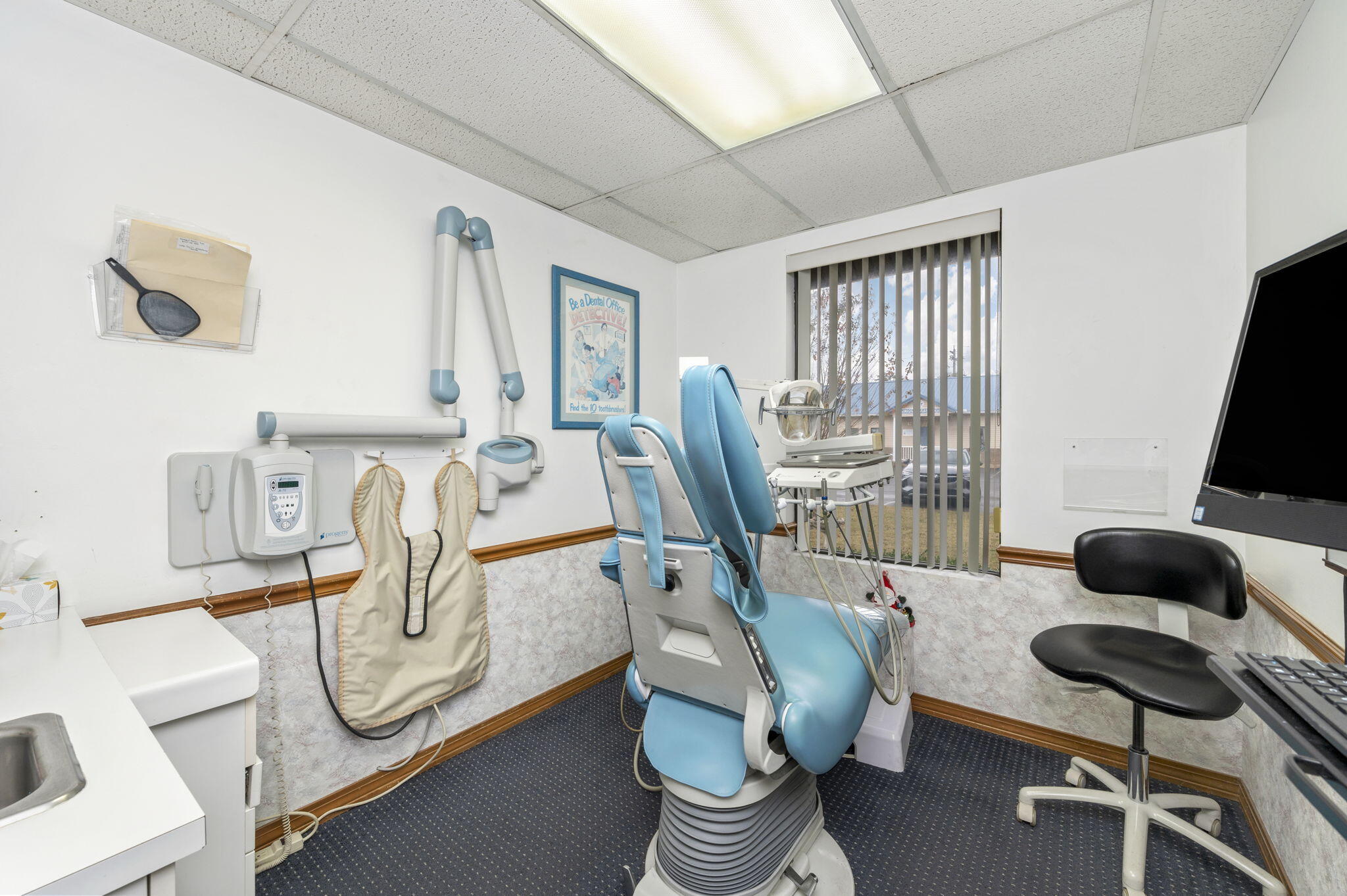 285 N Ferdon Boulevard