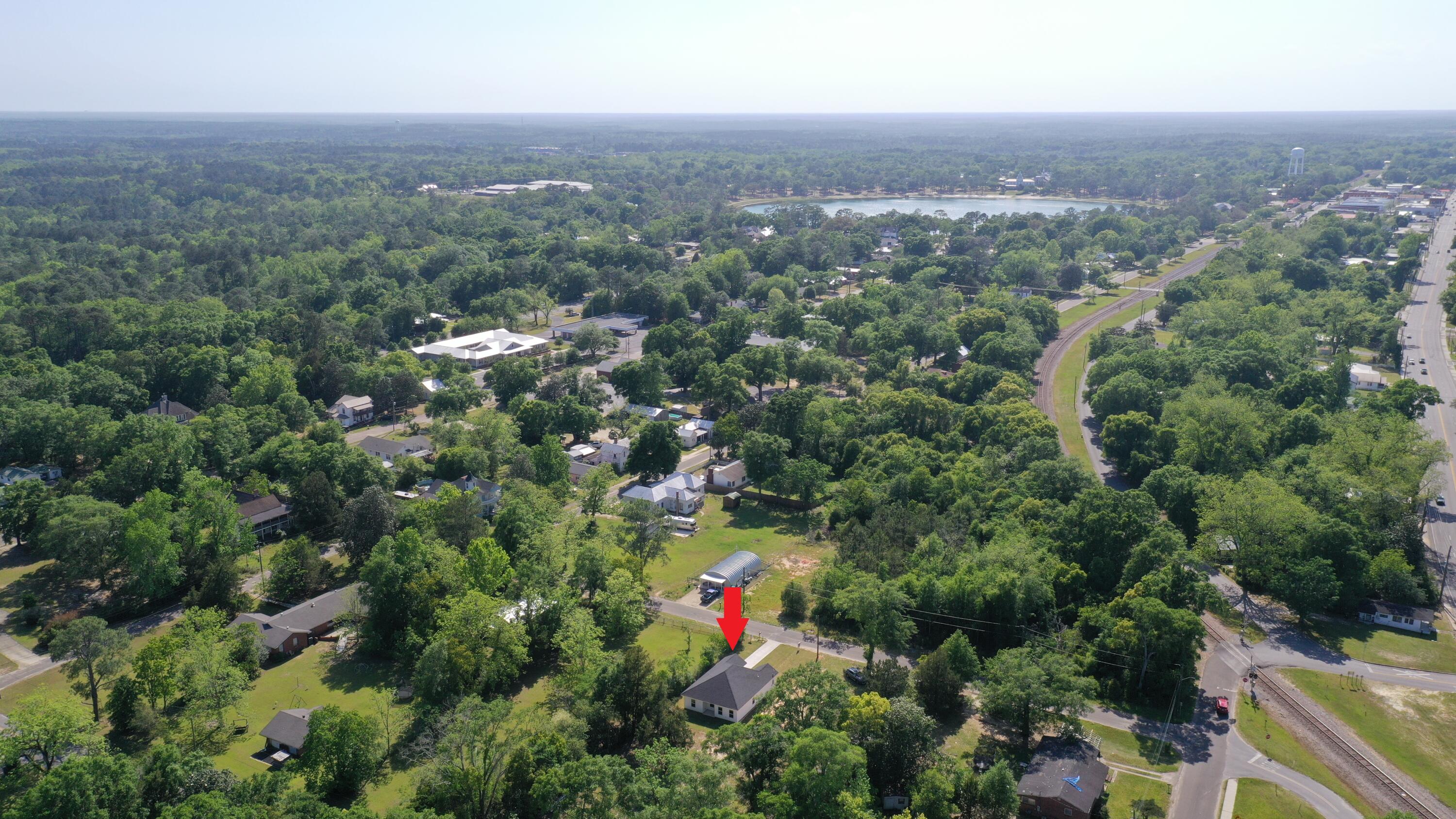 59 Davis Street, DeFuniak Springs