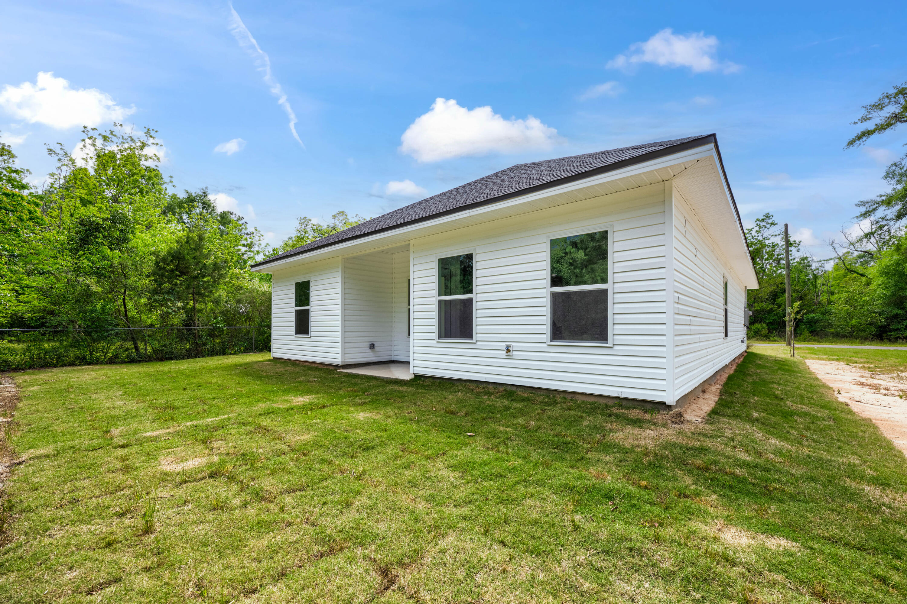 59 Davis Street, DeFuniak Springs