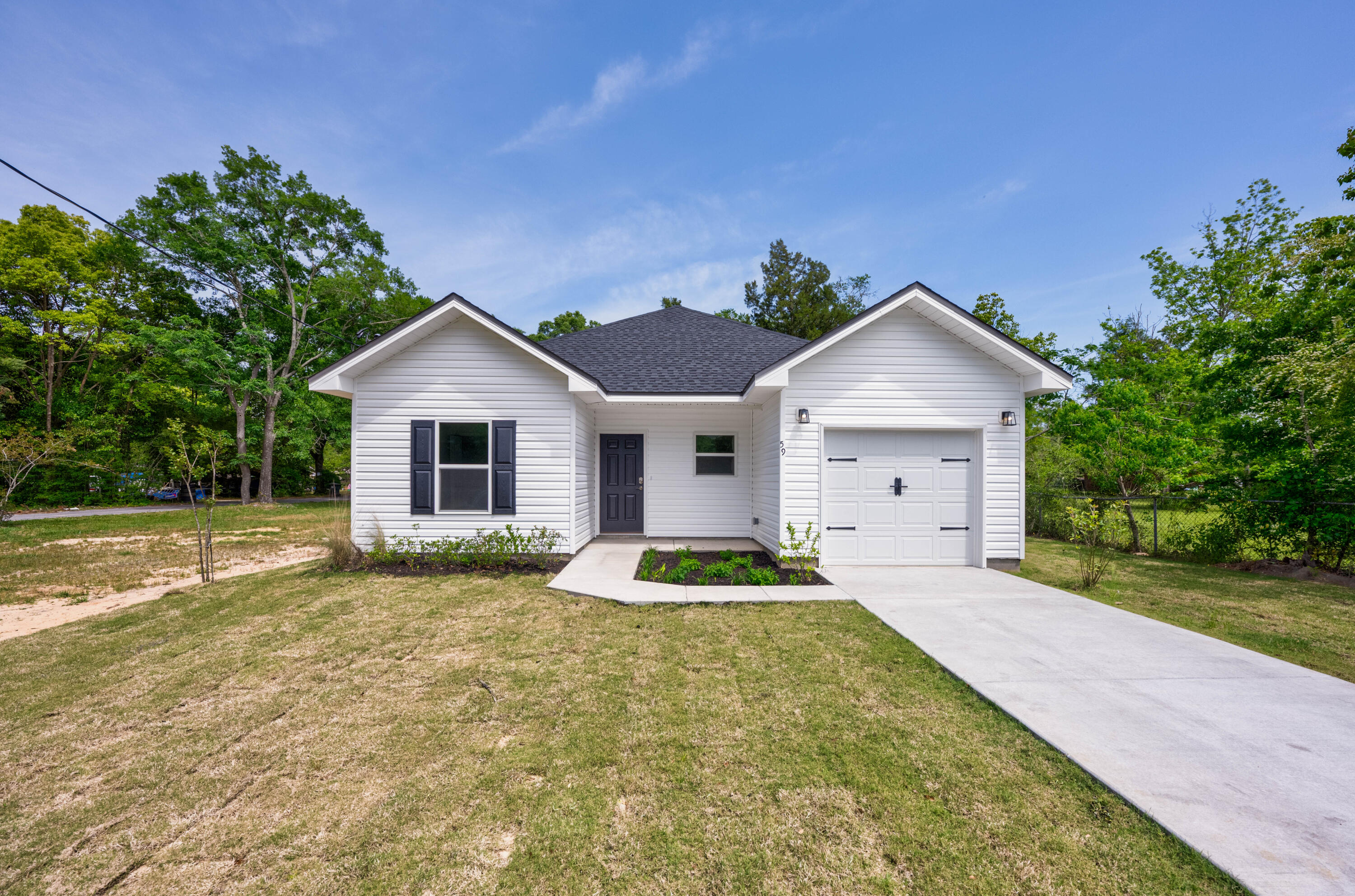 59 Davis Street, DeFuniak Springs