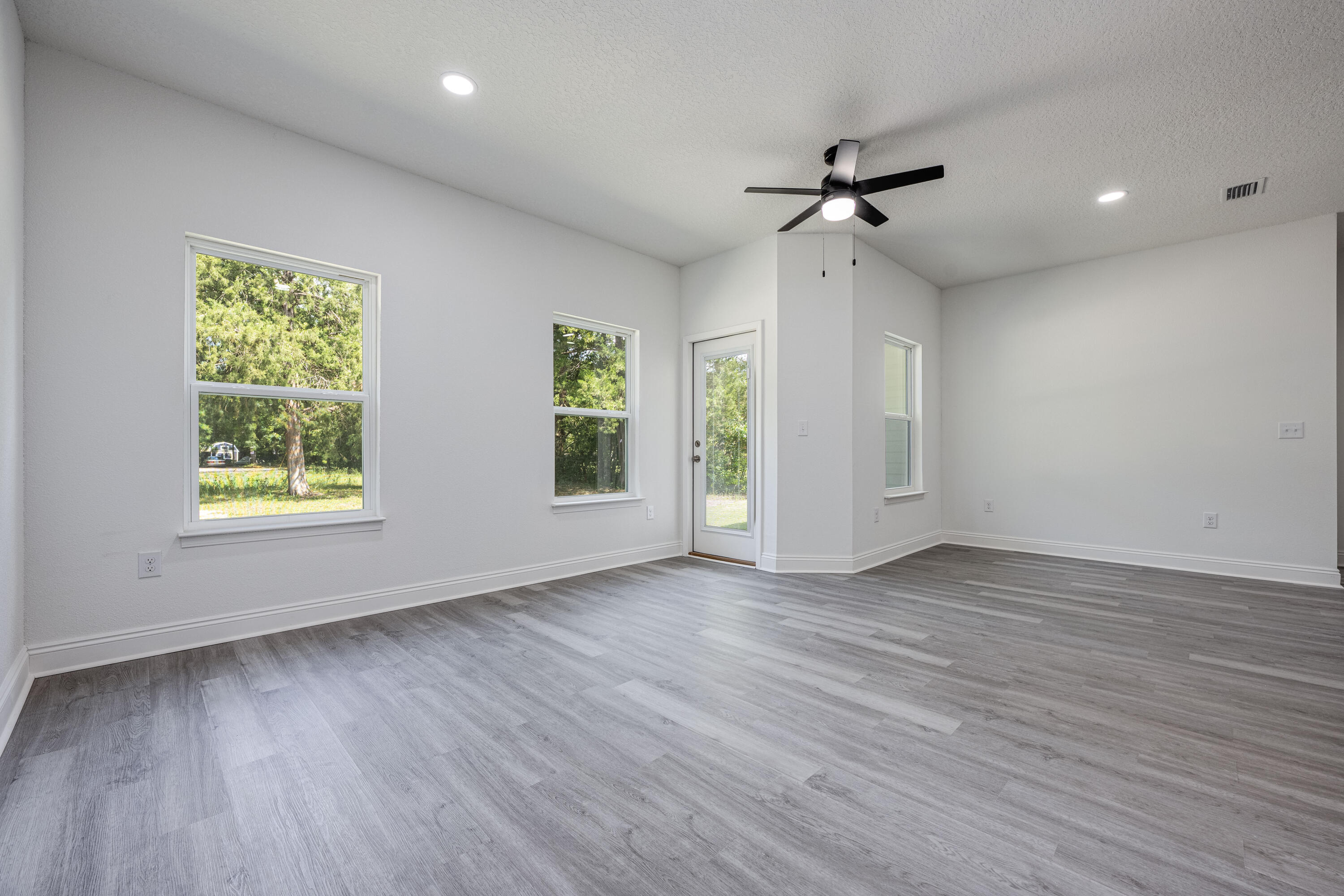 59 Davis Street, DeFuniak Springs