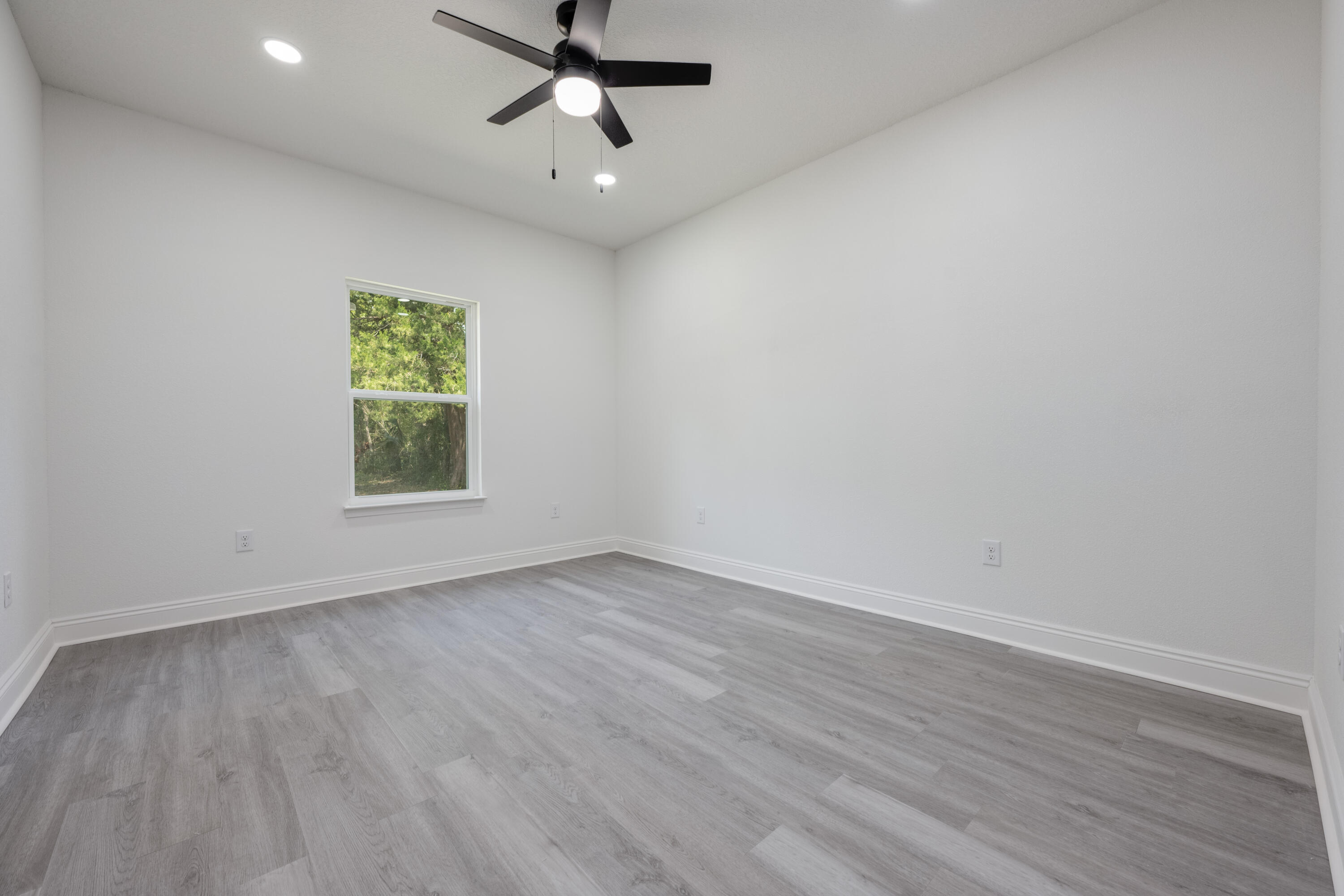 59 Davis Street, DeFuniak Springs