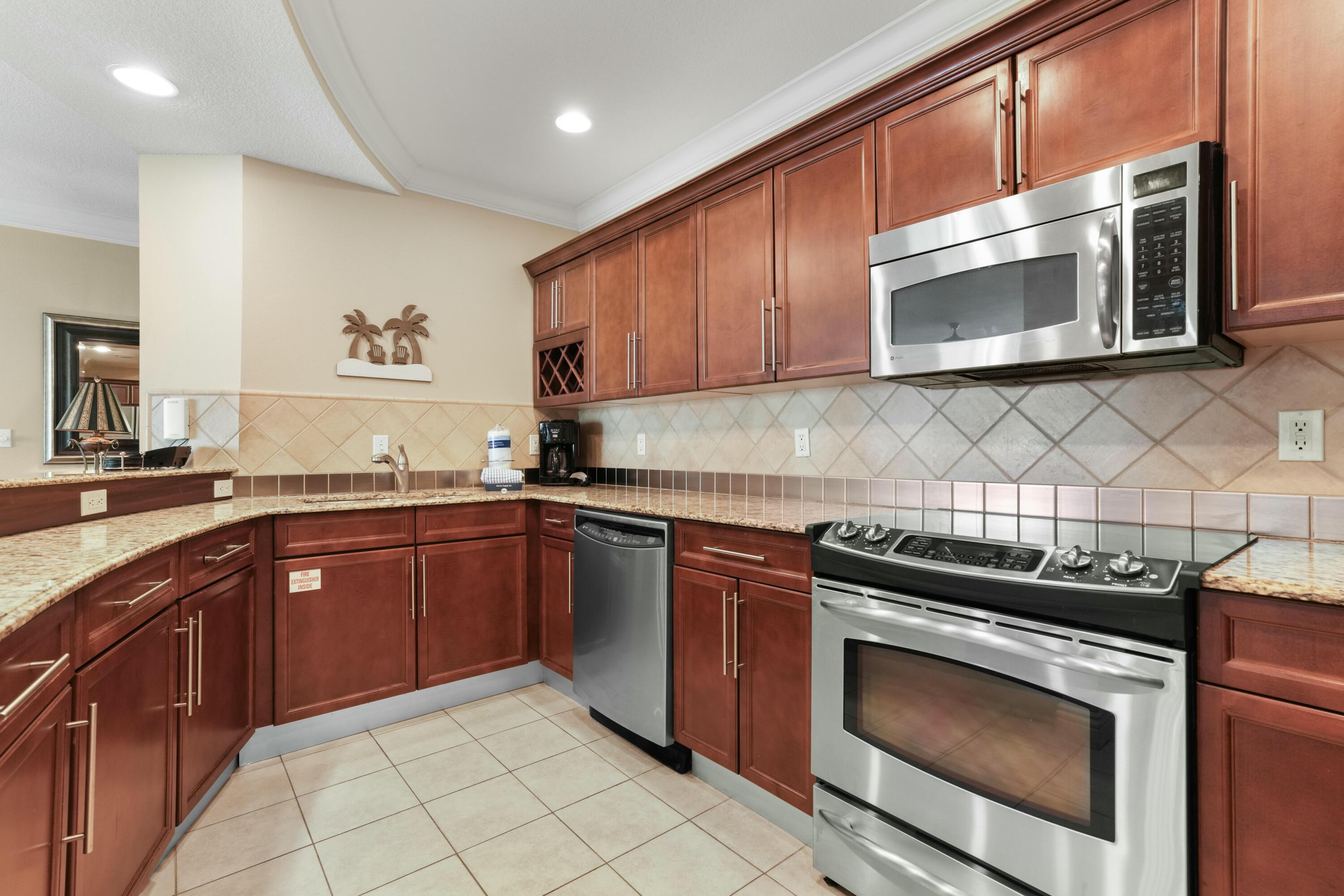 10 Harbor Boulevard, UNIT W1021