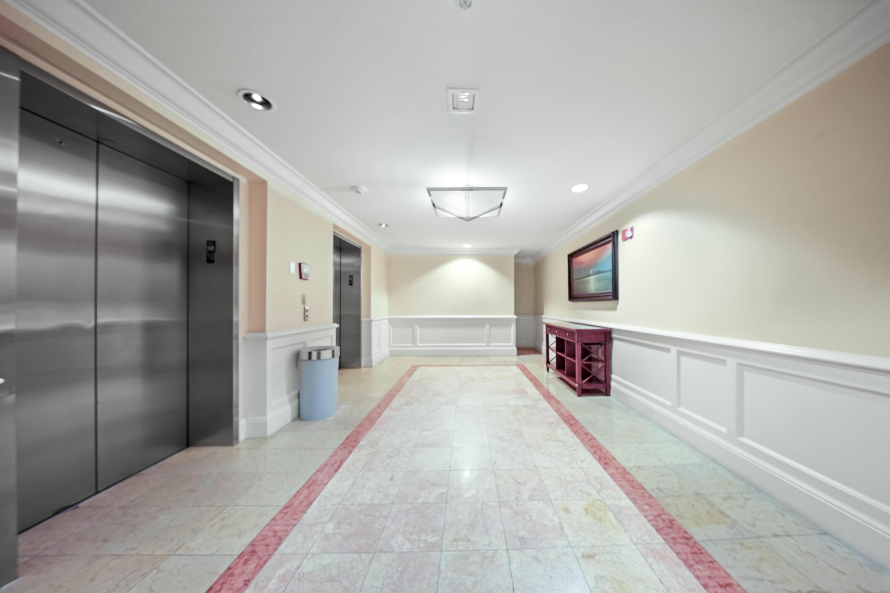 10 Harbor Boulevard, UNIT W1021