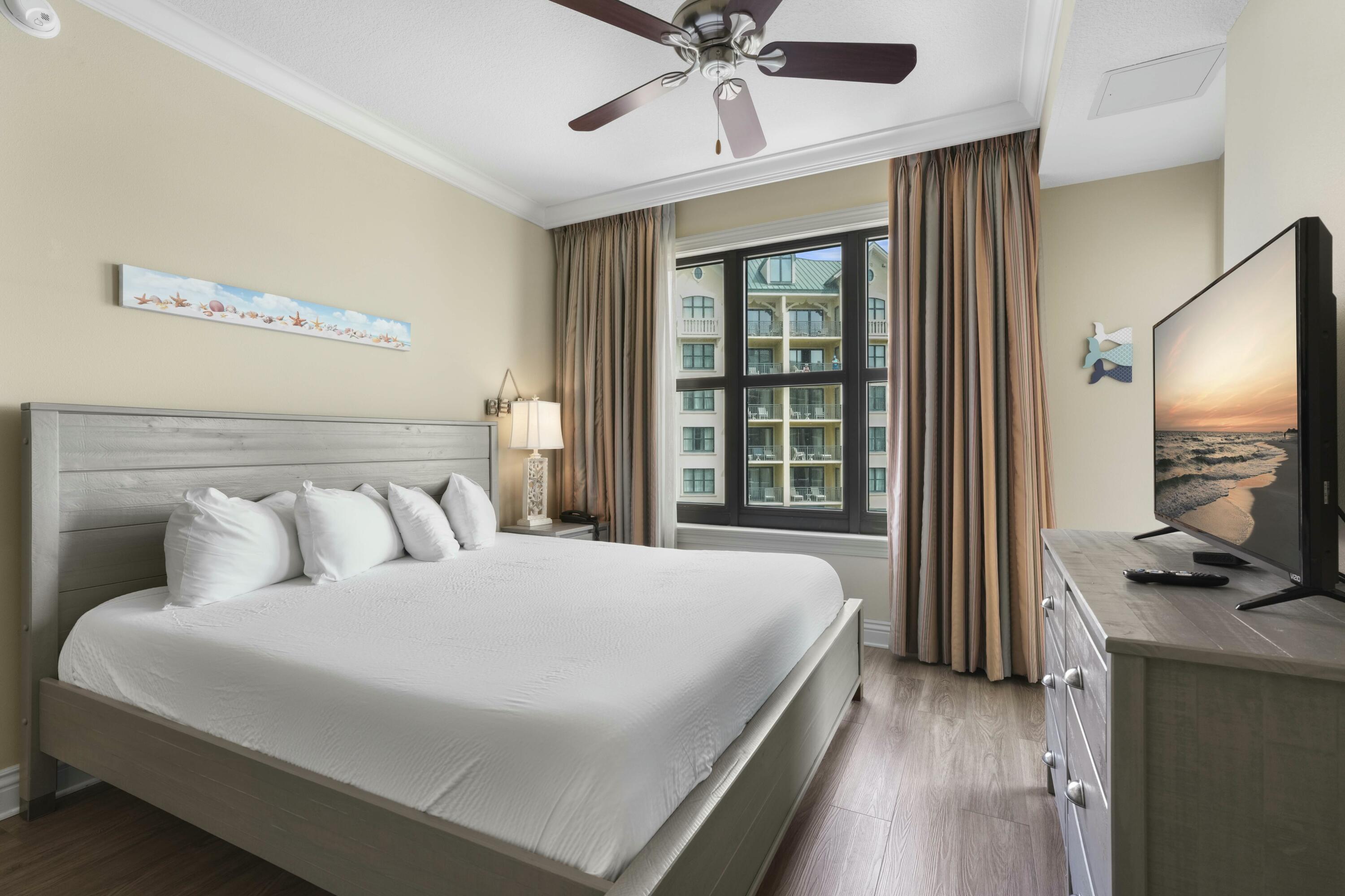 10 Harbor Boulevard, UNIT W1021