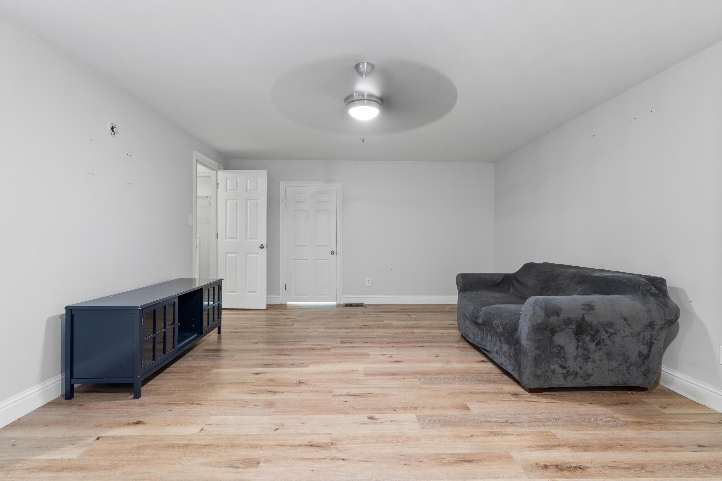 4507 Furling Lane, 302